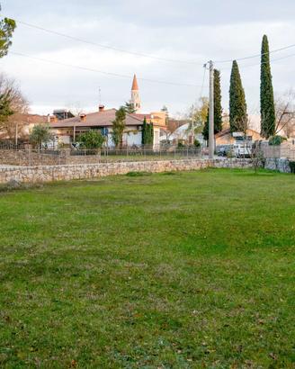 Terreno edificabile soleggiato 1282m2
