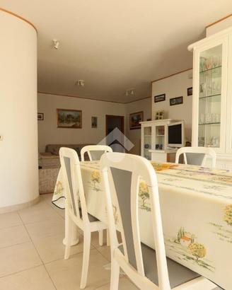 4 LOCALI A ALBA ADRIATICA
