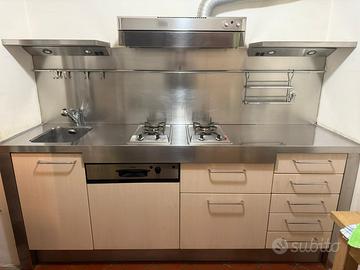 Cucina Strato in acciaio