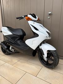 yamaha aerox 50