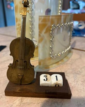 calendario perpetuo da scrivania vintage violino d