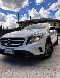 Mercedes-Benz GLA 180 CDI Automatic Premium