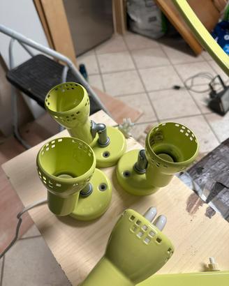 Faretti, plafoniera, luci camera e lavandino