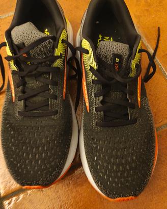 Brooks Ghost 16