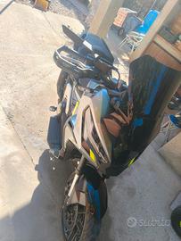 xadv 750