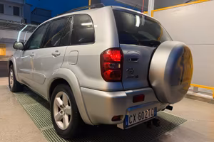 Rav 4 anno 2005