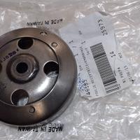 CAMPANA FRIZIONE 50 CC PEUGEOT 752804