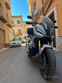 Honda X-ADV 750 anno 2022