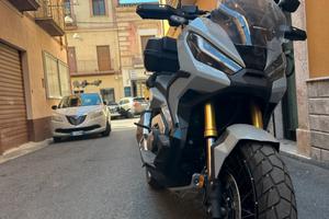 Honda X-ADV 750 anno 2022