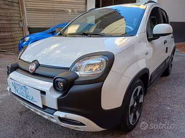 FIAT Panda Pandina Cross 1.0 FireFly Hybrid 5°P