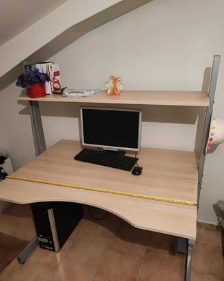 Scrivania in legno betulla 