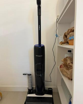 Aspirapolvere e Lavapavimenti