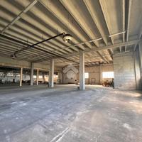 CAPANNONE A DUE CARRARE