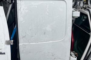 Porta posteriore dx opel vivaro