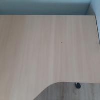 Scrivania angolare da ufficio