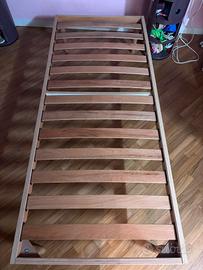 2 letti legno + 2 materassi