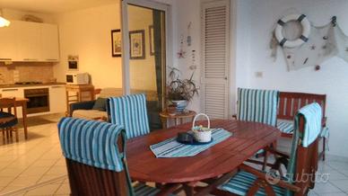 Porto Recanati fronte mare,piscina e CLIMATIZZATO