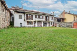 VARALLO POMBIA - CASA INDIPENDENTE BIFAMILIARE CON