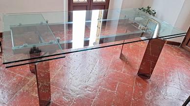 Tavolo in cristallo più 6 sedie