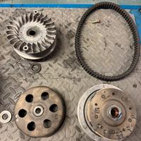 Ricambi xmax 300 anno 2021/2024