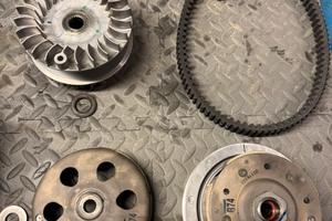 Ricambi xmax 300 anno 2021/2024