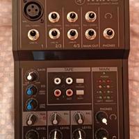 Mixer mini Mackie Mix5