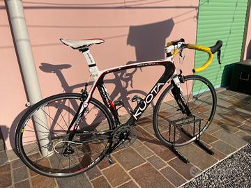 Bicicletta Kuota tutta carbonio taglia L