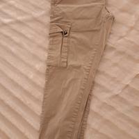 pantaloni cargo