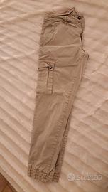pantaloni cargo