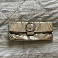 Pochette oro metallico Segue