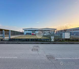 CAPANNONE A CASALROMANO