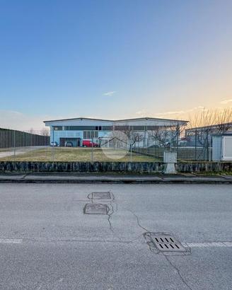 CAPANNONE A CASALROMANO