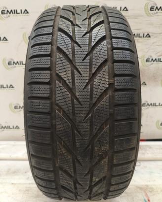 GOMME USATE 215 40 16 TOYO INVERNALI AL 95%