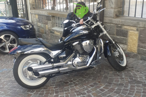 Suzuki intruder 800 m