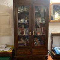 Libreria vitrina di legno