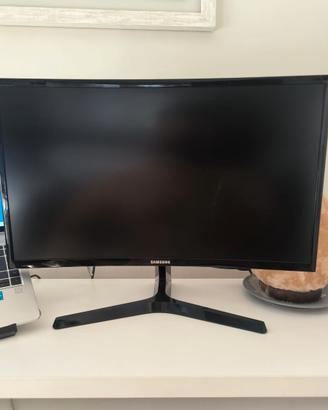 Monitor Samsung 24" Curvo Full HD – C24F396FHR