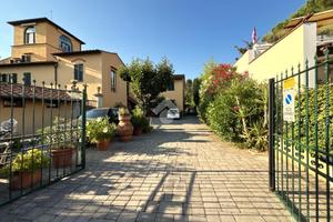 4 LOCALI A FIRENZE