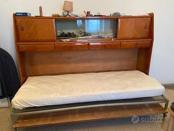 Mobile letto radica di noce Vintage e Divanoletto