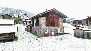 Baita Serena Bellamonte, valle di Fiemme, Trentino