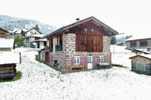 Baita Serena Bellamonte, valle di Fiemme, Trentino