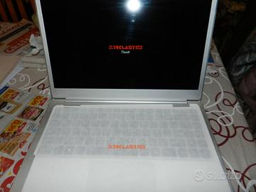 COMPUTER TECLAST NON FUNZIONANTE PER RICAMBI