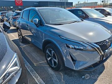 Nissan Qashqai 1.3 benzina 140 cv