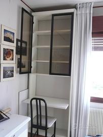 libreria con scrivania per camera ragazzi