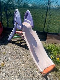 Scivolo e casetta per girdino