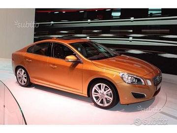 Parabrezza Volvo V60 S60 2s dal 2010 in poi