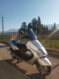 Yamaha Majesty 125 – affidabile, pochi km