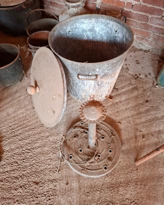 catino vintage per lavare il bucato