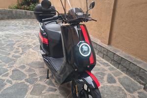 Scooter Niu NQi GTS Sport elettrico 125cc