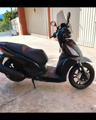 Scooter Kymco People 300 gti