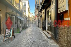 Centro storico- locale commerciale